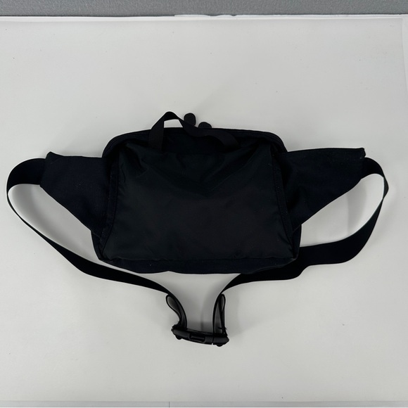 Vintage REI Lumbar Fanny Hip Pack Waist Bag Sling Crossbody Hiking Backpacking - Picture 3 of 16